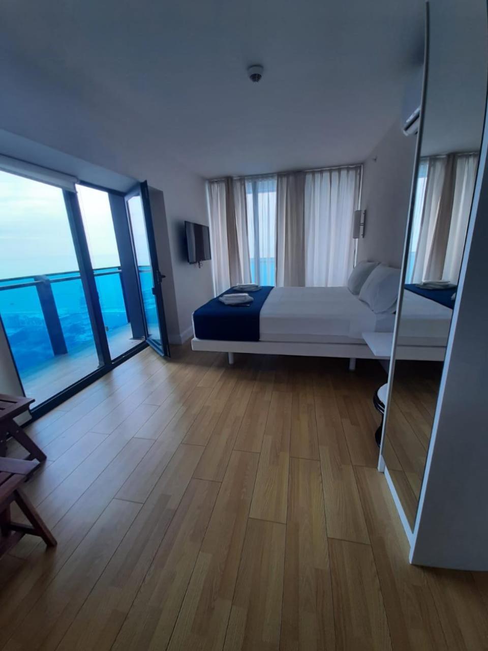 Sea View Apartments In Orbi City باتومي المظهر الخارجي الصورة